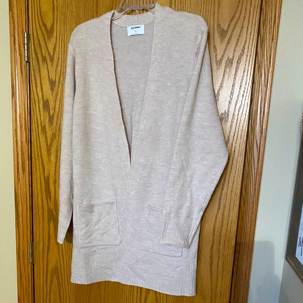 Cardigan sweater